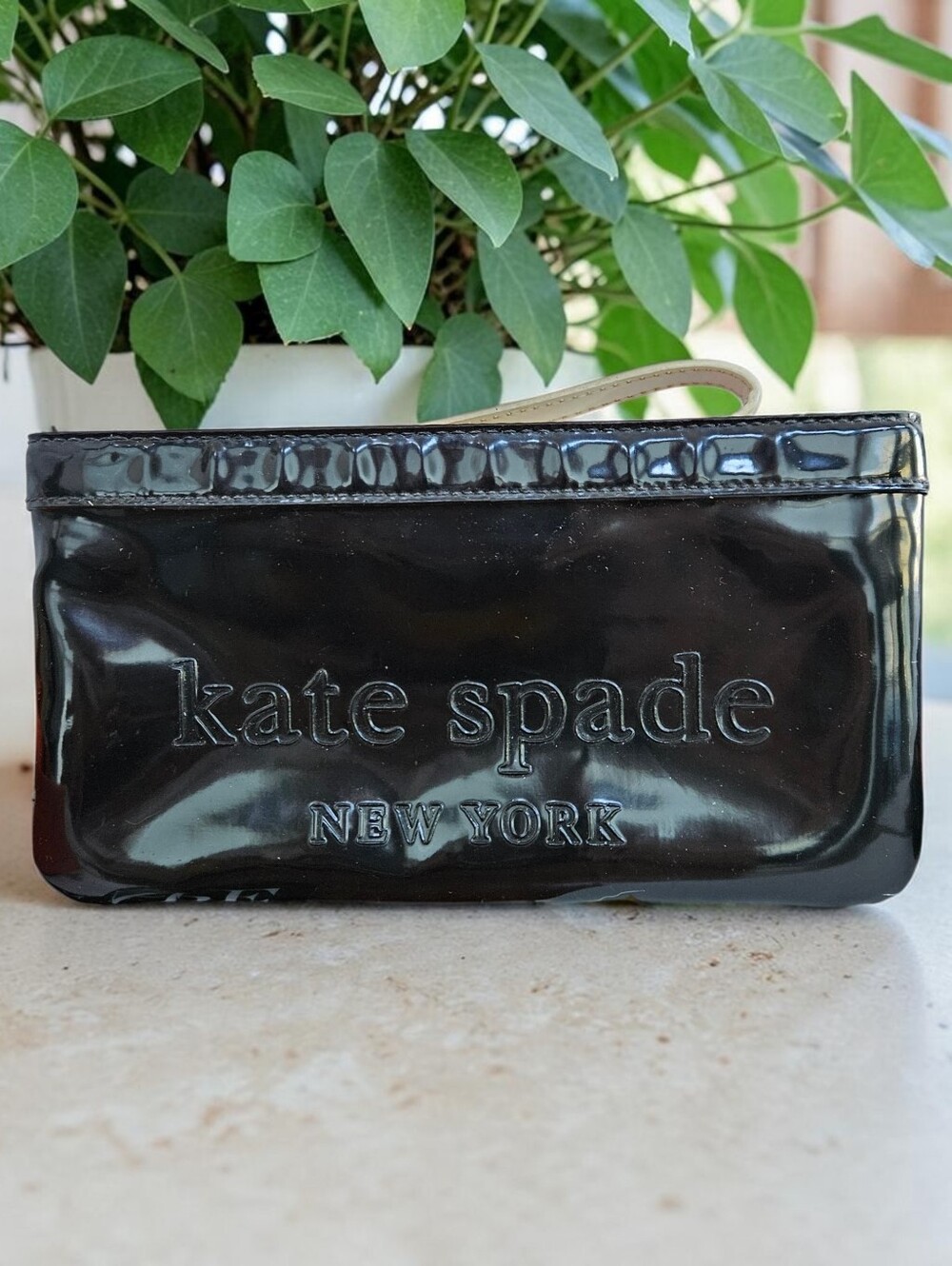 Kate Spade 'Let Sparks Fly' Vintage Y2K Black Patent Wristlet, EC, 8x4.5